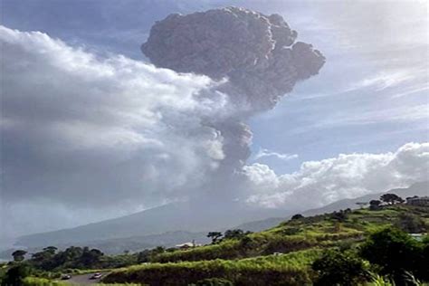 la soufriere volcano erupts violently  st vincent ash plume reaches ft strange sounds
