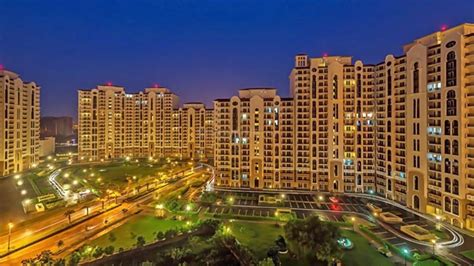 dlf  town heights   sector  gurgaon price reviews floor plan