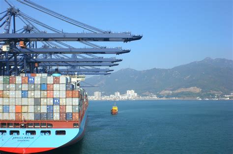 shipping fraternity peeved  service tax  cargo movement worldnewscom