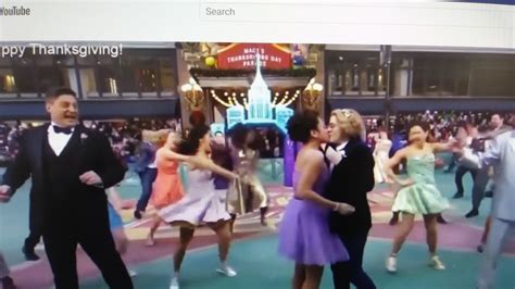 Same Sex Kiss During Thanksgiving Day Parade Goes Viral