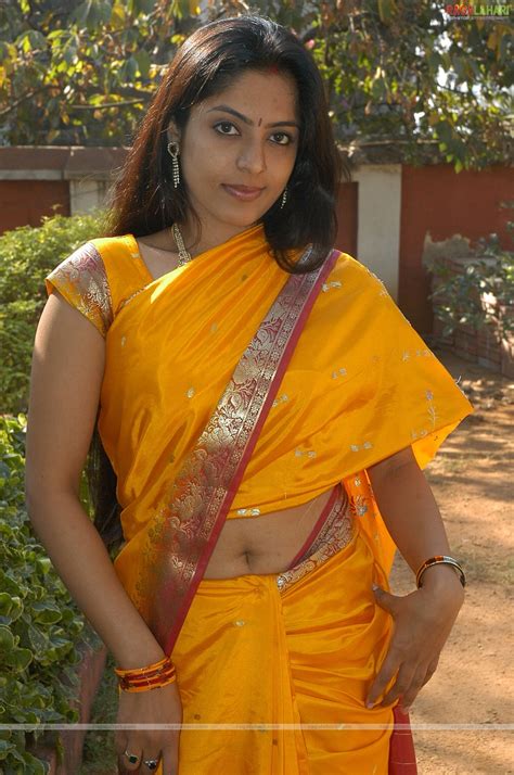 sexy hips in saree page 65 xossip