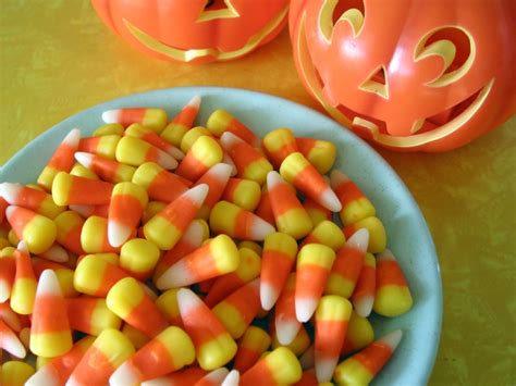 7 healthy alternatives to halloween candy