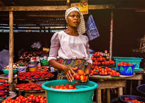 tackling injustice  building safer markets  women traders  uganda action  poverty