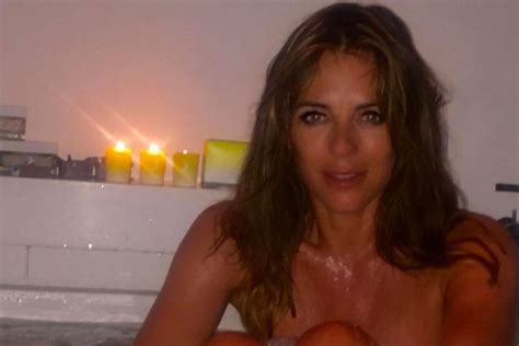Elizabeth Hurley Gets Naked For Seriously Sexy Bath Selfie