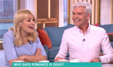 phillip schofield reveals he proposed to his wife naked