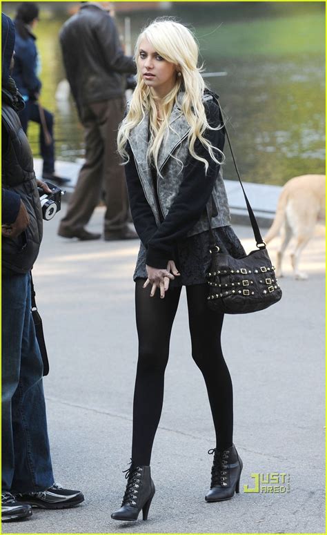 kevin zegers and taylor momsen gossip girl couple photo 2265662
