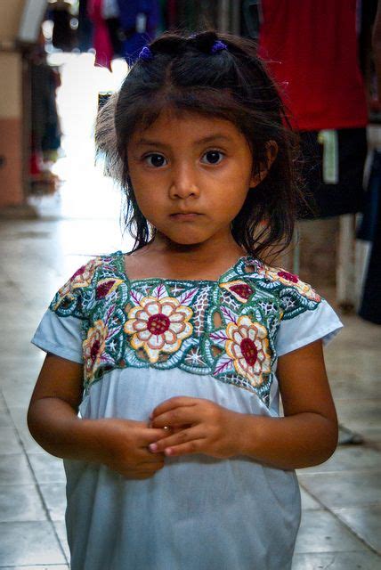 Valladolid Yucatán México Niños Indigenas Niña Mexicana Y Niños