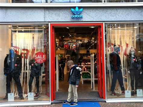 adidas originals store sports wear oude binnenweg  rotterdam zuid holland