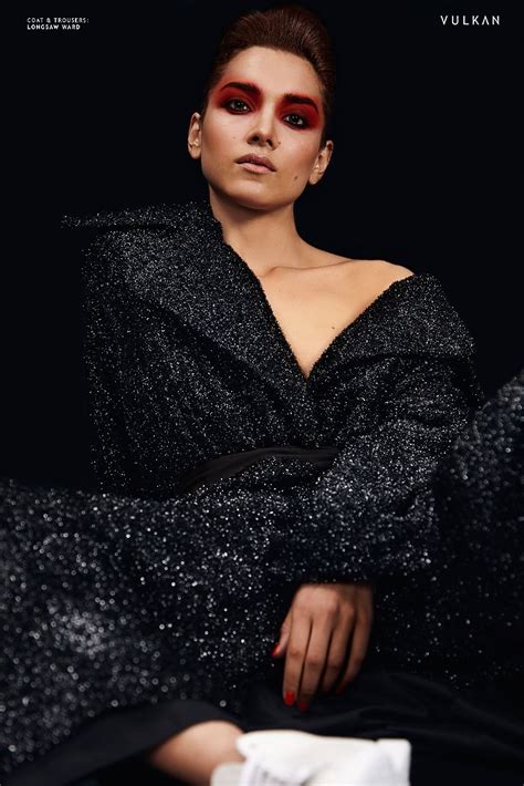 hot  sexy   amber rose revah barnorama