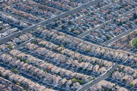 american cities   percent suburban  area   architects