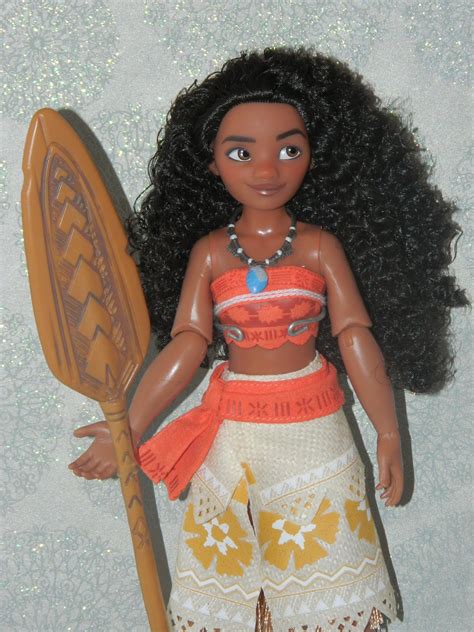Disney Store Moana Doll Review The Perks Of Being Me