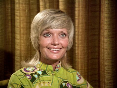 Florence Henderson ‘the Brady Bunch’ Actress Dead At 82