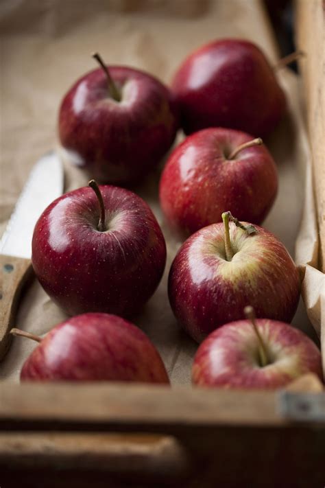 apples  hydrating fruits  veggies