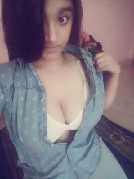 horny mumbai girl ke big tits ki selfies jo usne whatsapp par bheji thi