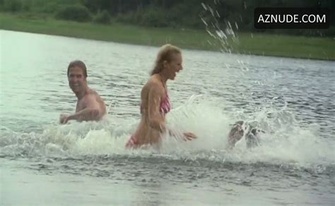 Kacey Barnfield Angelica Penn Breasts Bikini Scene In Lake Placid 3