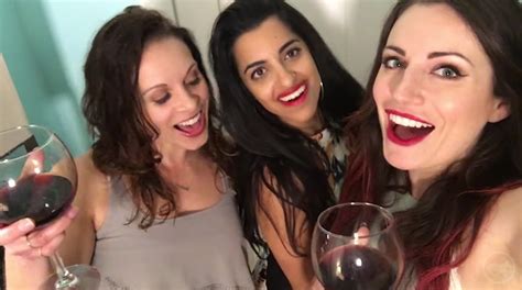6 stages of a girl s night out because we all get the end of the night