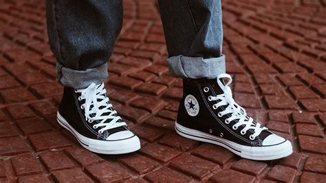 converse history chuck taylor  stars