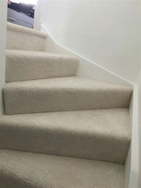 carpet suitable  stairs stair designs