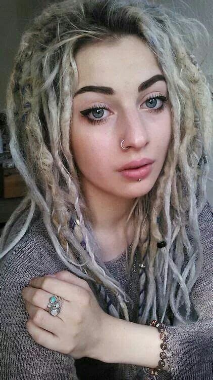 Lovely Silver Locks Women With Dreadlocks Dreadlocks Girl Dreads Girl