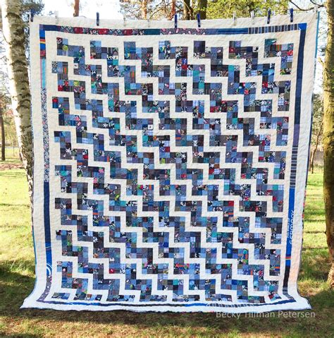 scrappy rail fence quilted twins rail fence quilt quilts quilt
