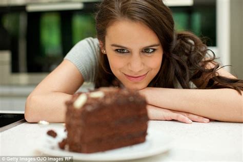 eat cake and still lose weight thanks to mindfulness diet daily mail