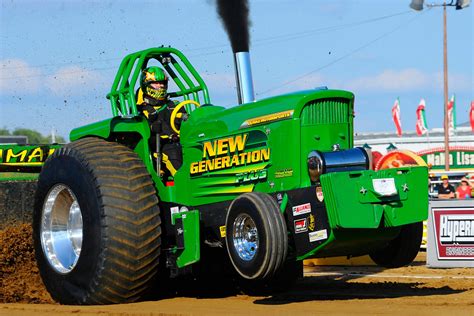 tomah tractor pull