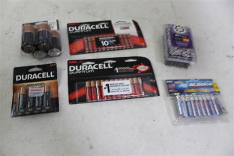 Batteries Duracell Energizer Aa Aaa D 5 Packs Property Room