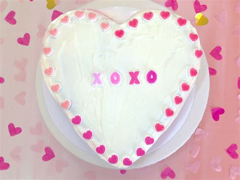 Yummy Valentine S Day Ombré Heart Piñata Cake — The Queen Of Swag