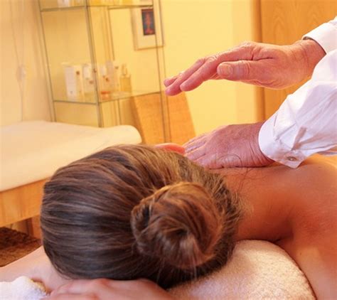 how can i become a massage therapist in michigan