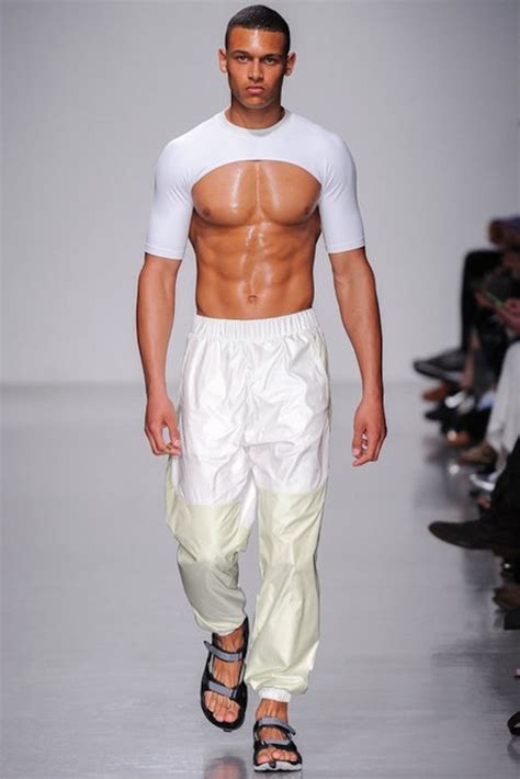 Crop Tops For Men They Re Here But We Re Not So Sure Why