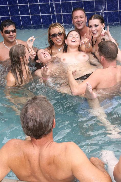babes fucking on swimming pool outdoor gangbang sex party pichunter