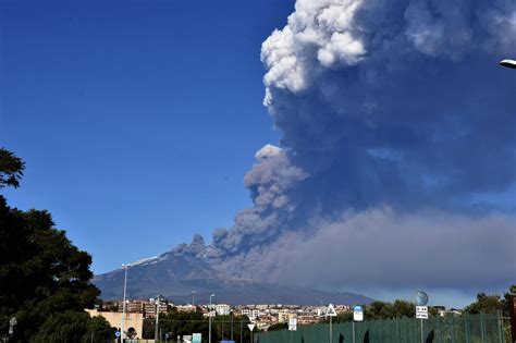 sicilian airport reopens  mount etnas latest eruption