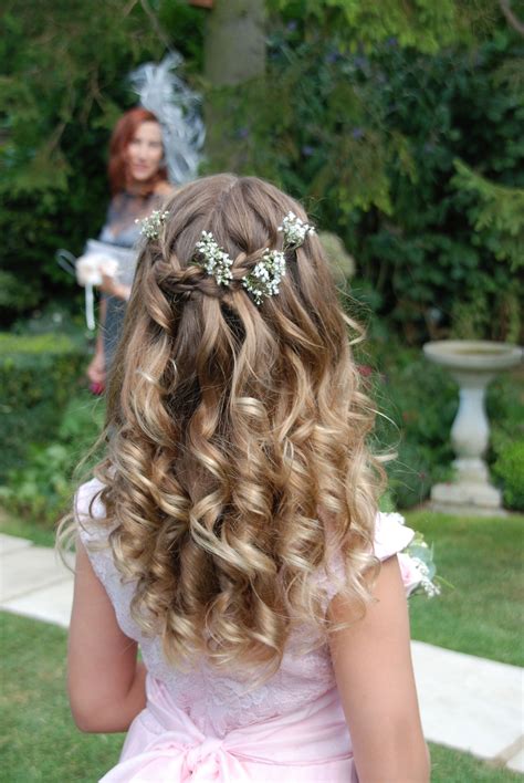 pretty waterfall braid for little bridesmaid or flower girl