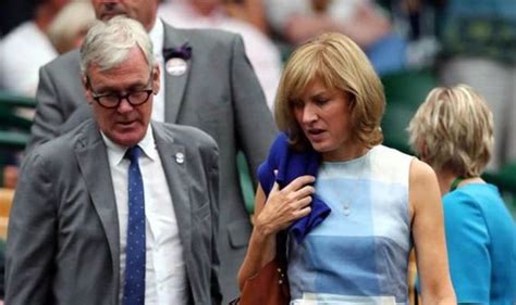 Fiona Bruce Husband The Adorable Romance That Lasted 24