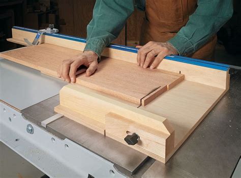 precision crosscut sled woodworking project woodsmith