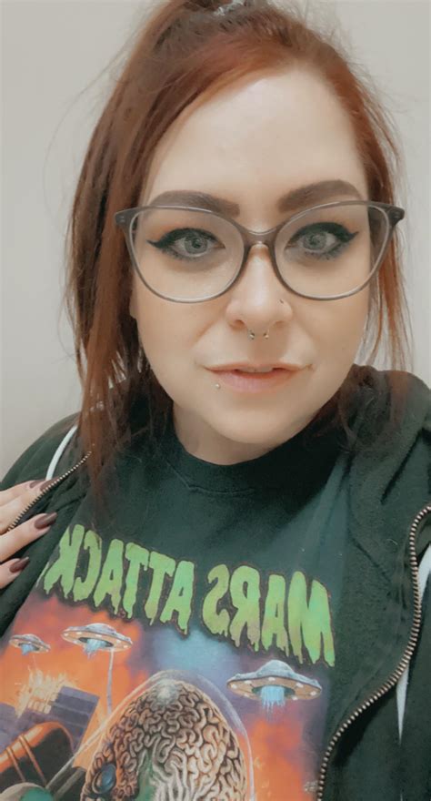 25f new glasses what do you think r selfie