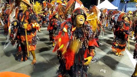 mundo  carnaval  concentracao uniao da ilha domingo grupo especial youtube