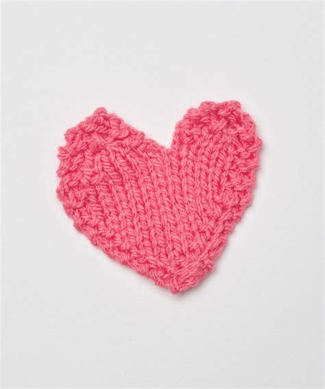 knit heart applique  knitting pattern
