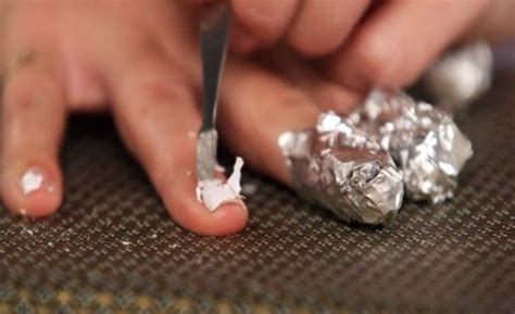 remove gel nail polish  home easy life hacks