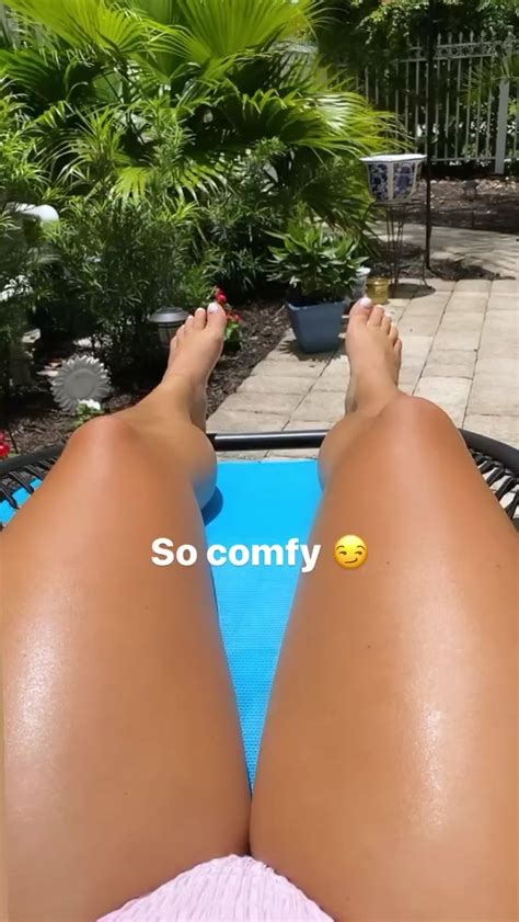 Amanda Saccomanno S Feet
