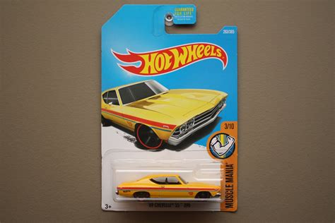 Hot Wheels 2017 Muscle Mania 69 Chevelle Ss 396 Yellow