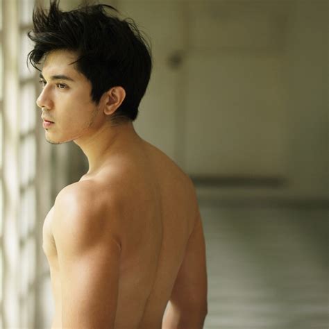 Hunk Actor Paulo Avelino Is October’s Myx