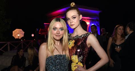 Elle Fanning Was Almost On Friends With Her Sister Dakota And The