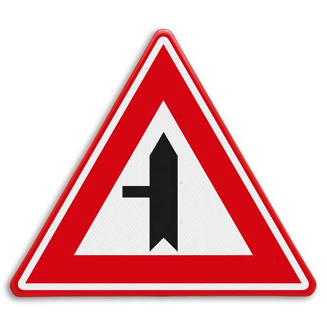 voorrangskruispunt weg van links officiele verkeersborden