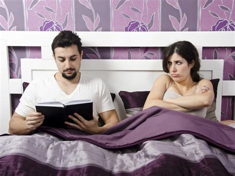 a look at boredom in relationship madailylife