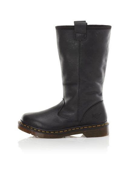 dr martens womens jenny pull  boot    boots shoes pull  boots