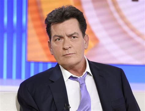 Charlie Sheen’s Ex Fiancee Sues Actor Over Hiv Exposure Daily News