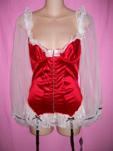 Escante Lingerie Beer Maiden Four Piece Roleplay Costume