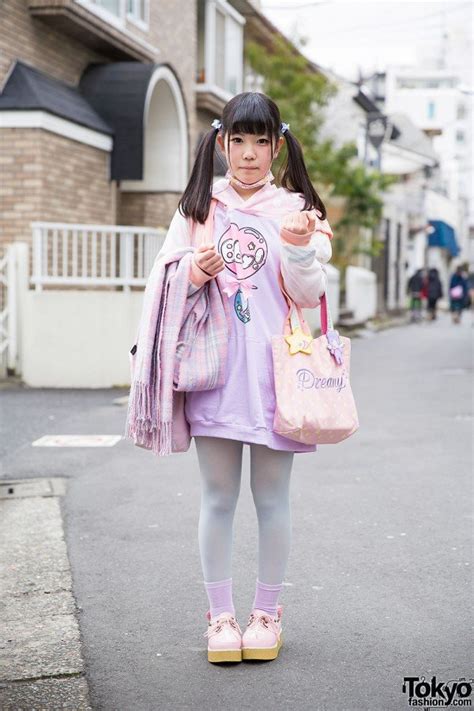 twin tails w pastel milklim and swimmer fashion in harajuku