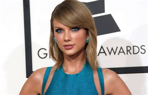 taylor swift buys risqué domain names to prevent porn 95 7fm wzid